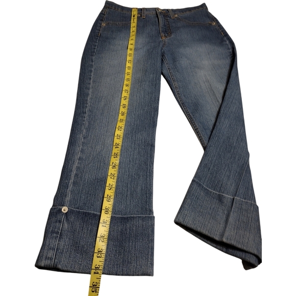 Gloria Vanderbilt Blue High Rise Mom Jeans Pre-Rolled Capris Size 8! - Picture 14 of 16